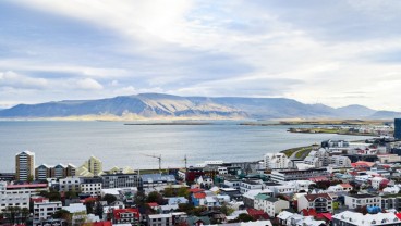 Islandia Izinkan Masuk Turis yang Sudah Disuntik Vaksin Covid-19