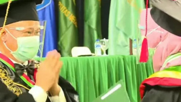 Wisuda Perguruan Tinggi di Malang Diizinkan Tatap Muka