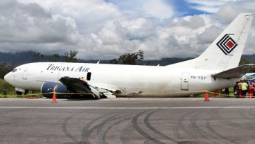 Detik-Detik Pesawat Trigana Air Tergelincir di Bandara Halim