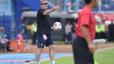 Lawan Bali United, Rene Albert Tumbuhkan Semangat Bertanding Persib