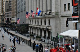 Wall Street Memerah, Sektor Teknologi Seret Indeks Nasdaq