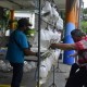 Ada Penjual Ikan Hias di Sentra Ikan Bulak Surabaya 