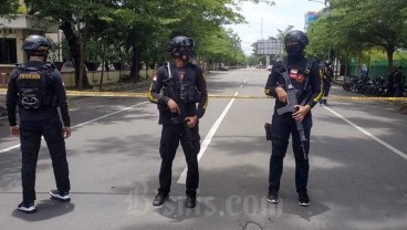 Polri Selidiki Jenis Bom Bunuh Diri di Depan Gereja Katedral Makassar