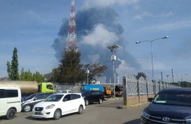 Kilang Minyak Balongan Meledak, Asap Hitam Masih Membumbung di Langit Indramayu 