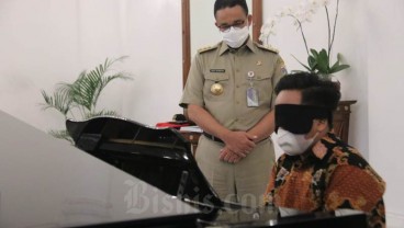 Pianis Muda Jefri Setiawan Cetak Rekor Dunia, Anies Janjikan Ini