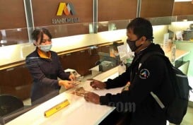 Dana Nasabah Bank Mega Raib, OJK: Pelanggar Akan Kena Sanksi