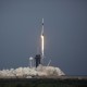 Roket Luar Angkasa SpaceX Milik Elon Musk Meledak, Potongan Puing Berserakan