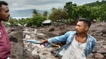 Pencarian Korban Longsor di Flores Timur Terkendala Alat Berat