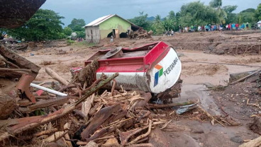Foto-Foto Terkini Kondisi Flores Timur Pasca Diterjang Banjir Bandang