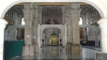 Salat Isya, Ceramah, Sampai Tarawih di Pekanbaru Maksimal 75 Menit
