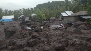 BANJIR BANDANG FLORES TIMUR : Korban Meninggal 54 Orang