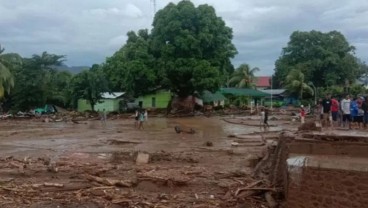 Badai Tropis Seroja Kembali Terjang NTT, PLN Pulihkan 159 Gardu