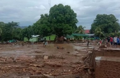 Badai Tropis Seroja Kembali Terjang NTT, PLN Pulihkan 159 Gardu