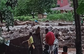 Banjir Bandang di NTT, Pengungsi di Lembata Kekurangan Bantuan