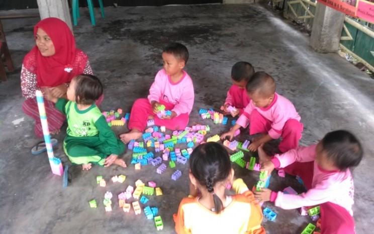 Danone Indonesia Dukung Kualitas Pendidikan dalam Program Rumah Belajar 