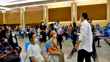 Surabaya Gencarkan Vaksinasi di Mal