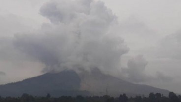 Gunung Sinabung Erupsi, Awan Panas Berjarak 1.000 Meter