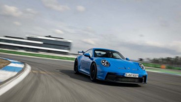 Porsche 911 GT3 Anyar Gendong Mesin yang Lebih Garang