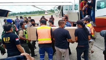 Tembak Mati 2 Guru, KKB Juga Bakar Sekolah di Puncak Papua