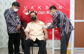 Sri Sultan Hamengku Buwono X Terima Vaksin Dosis Kedua