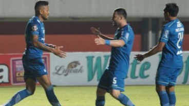 Persib Taklukkan Persebaya, Lolos ke Semifinal Piala Menpora