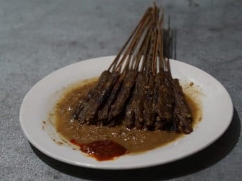 Sate Kalong, Makanan Unik di Malam Hari Khas Cirebon