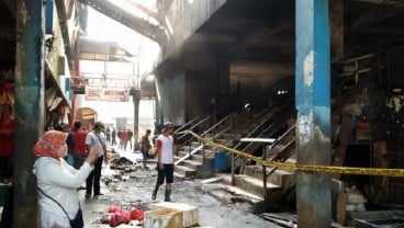 Pasar Inpres Pasar Minggu Terbakar, Pedagang dan Pengelola Ditaksir Rugi Rp2 Miliar