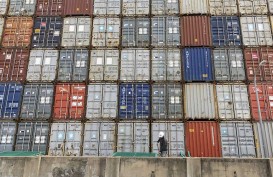Ekspor China Melesat, Impor Tertinggi dalam Empat Tahun