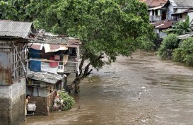 BNPB DKI Peringatkan Warga Bantaran Sungai Potensi Banjir