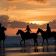 Hotel NIHI Sumba Tawarkan Pengalaman Berkuda Sambil Yoga di Pantai