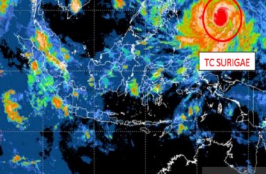 Siklon Tropis Surigae Melemah dan Menjauhi Indonesia