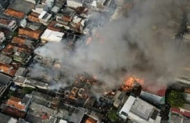 Kobaran Api Hanguskan 112 Rumah Warga di Taman Sari