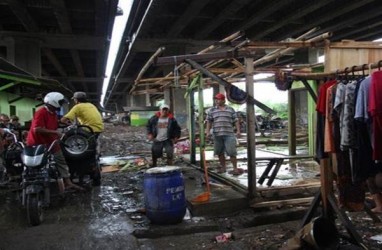 Orang Miskin di Jakarta Naik 1,27 Persen, Begini Kata Anies 