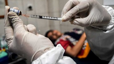 Kemenkes Minta Bio Farma Genjot Kapasitas Produksi Vaksin Covid-19 