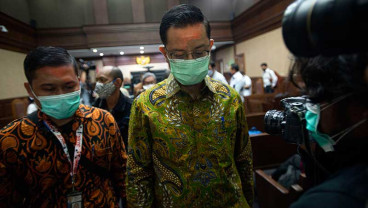 Mantan Mensos Juliari Batubara Jalani Sidang Perdana Kasus Korupsi Bansos Covid-19