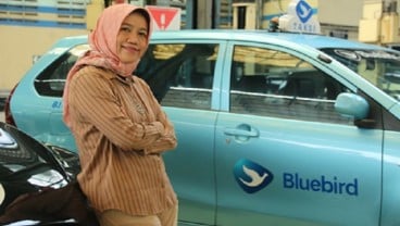 Hari Kartini: Perempuan di Balik Puluhan Ribu Armada Bluebird