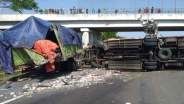 Waspada! KNKT: Tiap Bulan, Ada 36 Kecelakaan di Tol Cipali 