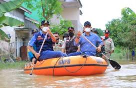 Wali Kota Pekanbaru Sambangi Lokasi Banjir di Bukit Raya