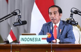 Jokowi Tegaskan Pencarian KRI Nanggala-402 Masih Terus Dilakukan