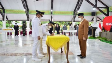 Gubernur Riau Lantik Bupati dan Wabup Pelalawan Terpilih