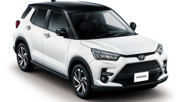 Harga Toyota Raize-Daihatsu Rocky Rp200 Juta-an, Kemahalan? 