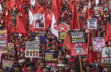 May Day, Aksi Buruh di 15 Provinsi Tuntut Pencabutan UU Cipta Kerja