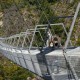 Portugal Buka Jembatan Gantung Super Tinggi, Berani Coba?