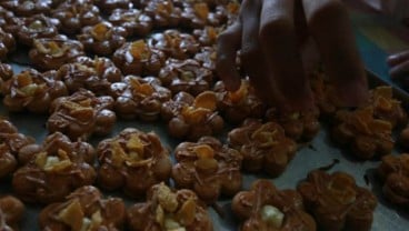 Bisnis Kue Kering: Pedagang Konvensional Masih Tunggu Pembeli