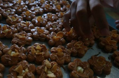 Bisnis Kue Kering: Pedagang Konvensional Masih Tunggu Pembeli