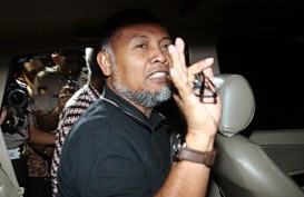 Novel Cs Tak Lolos Seleksi, BW 'Sambat' Soal Upaya Pembusukan KPK