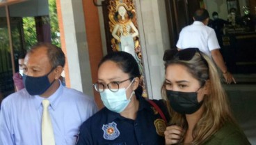 WN Rusia Pelukis Gambar Masker di Wajah Dideportasi dari Bali
