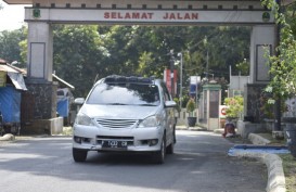Pemudik Melintas Tanpa Hambatan di Jalur Alternatif Cirebon-Kuningan