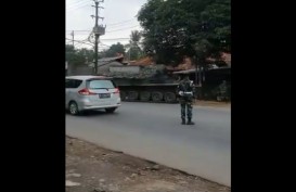 Video Tank TNI Cegat Pemudik di Perbatasan Bekasi-Bogor, Hoaks atau Fakta? 