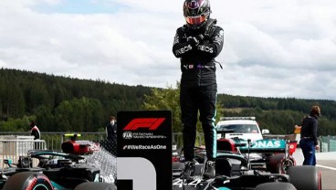 Hamilton Raih Pole Position ke-100 Sepanjang Karier di F1